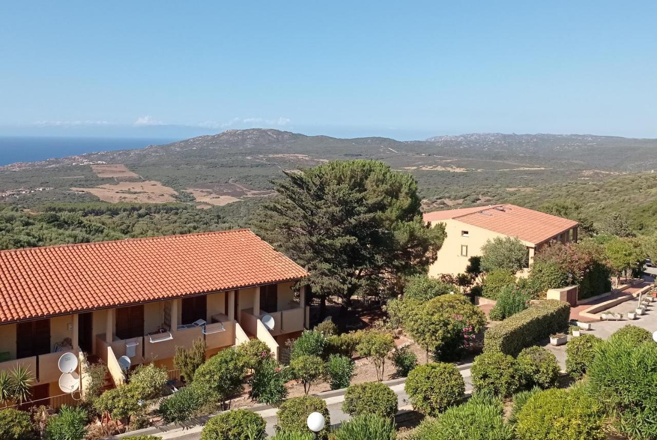 Residence Isola Rossa Holiday Home Lucente Esterno foto